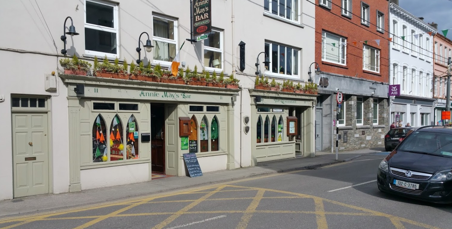 Annie May'S Bar, B&B Skibbereen Exterior photo
